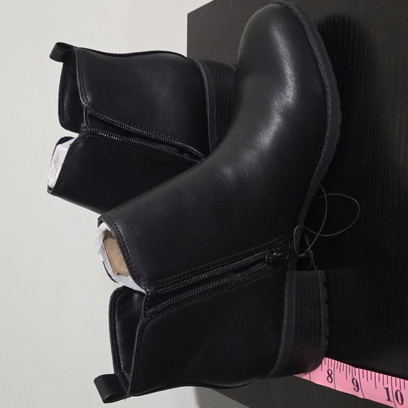 Style & Co. Black Ankle Booties - Picture 2 of 4